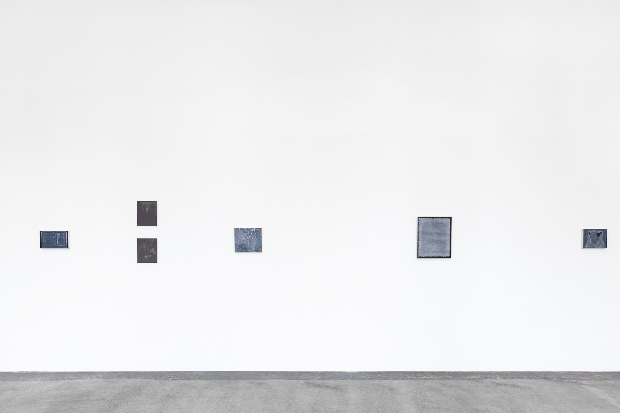 Ausstellungsansicht "FLORA" Soloausstellung Johanna Tiedtke, Galerie Hollstein von Mueller, Galeriehaus Hamburg