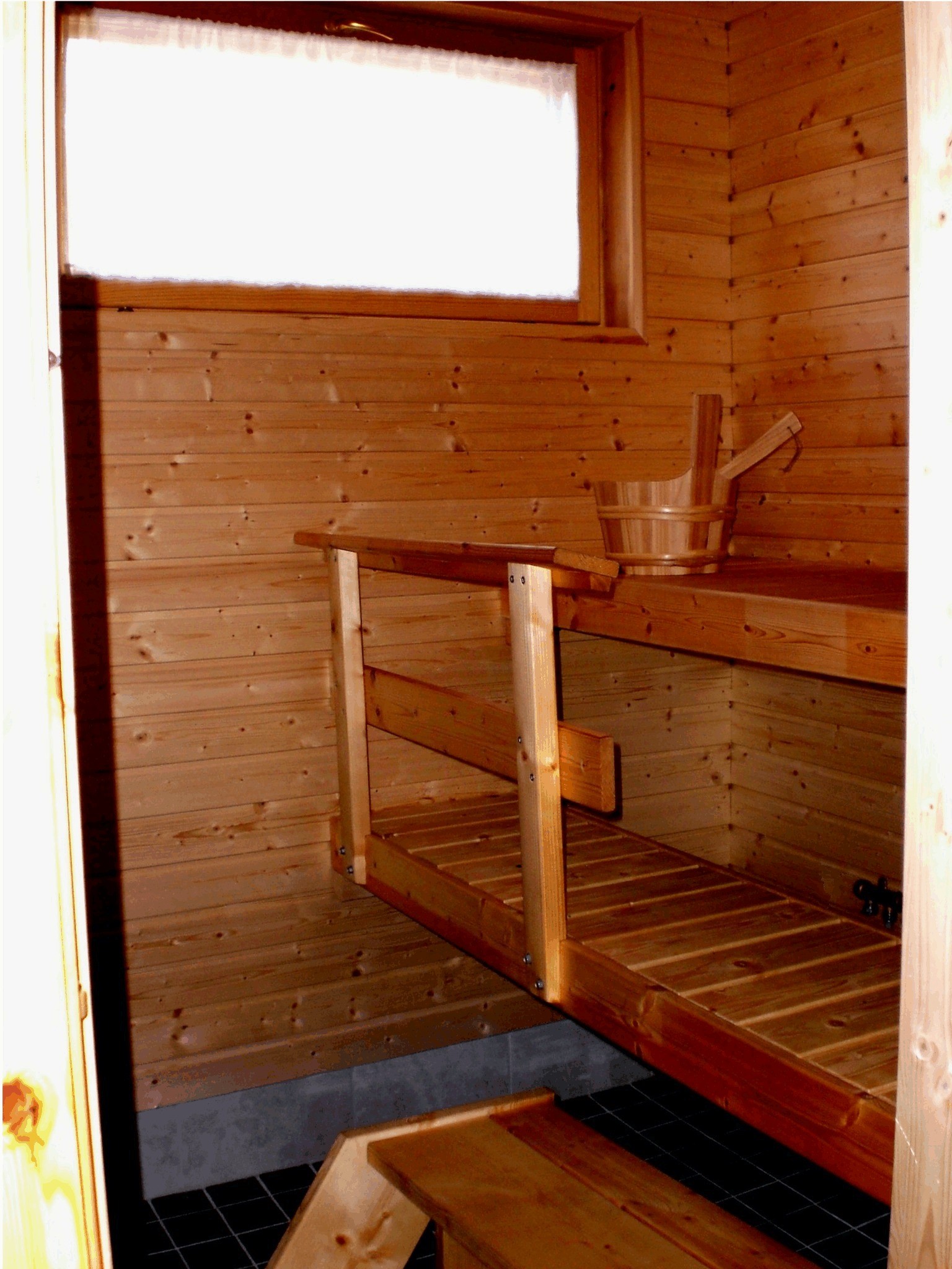 Ferienhaus mit Sauna Finnland - Ferienhaus direkt am See mieten. Finnland