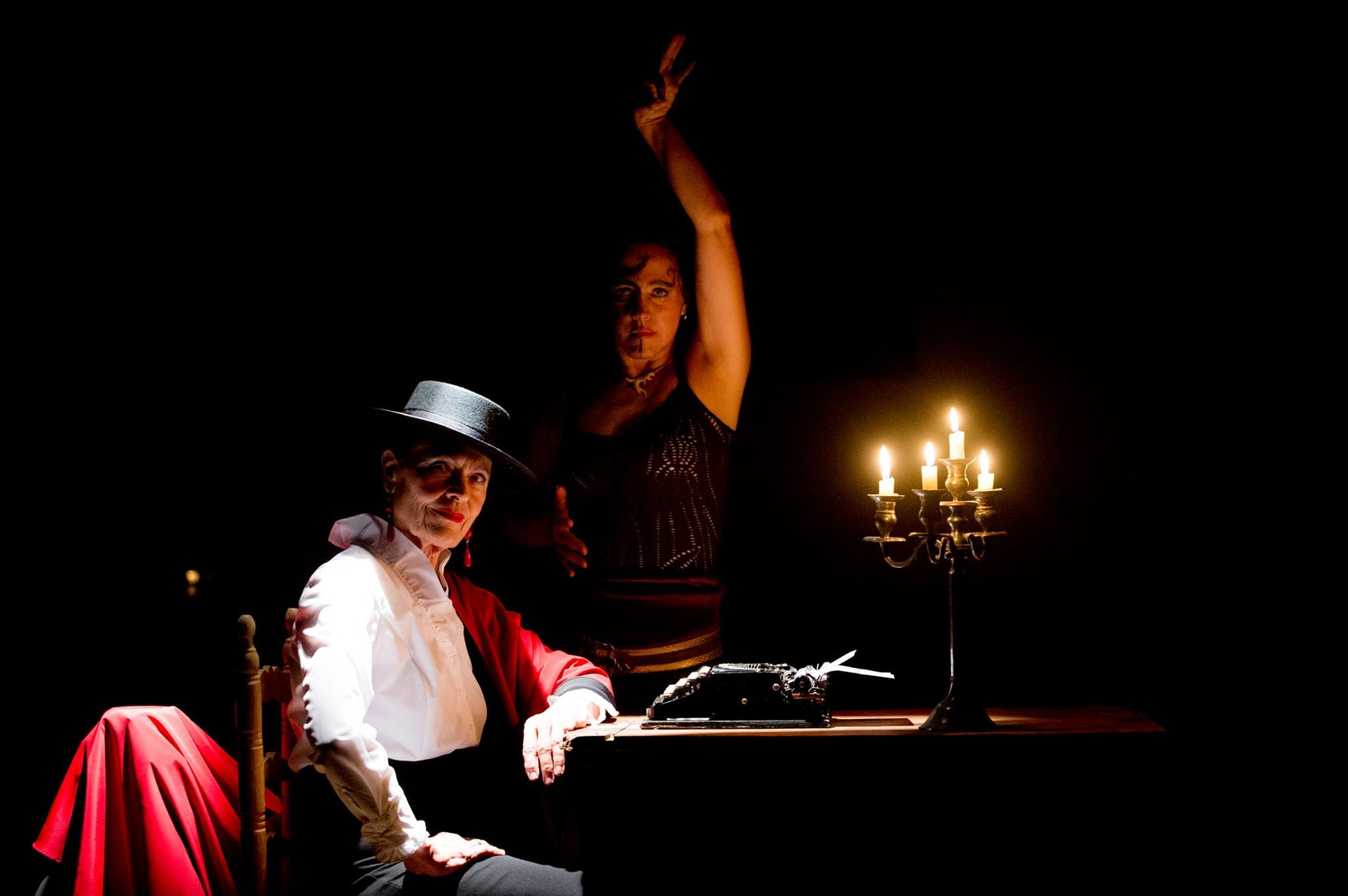 Fotos zum Video Projekt "La Corrida" Ari mit Regina Franzke / Aufnahmen Javier Moya / Aug. 2015