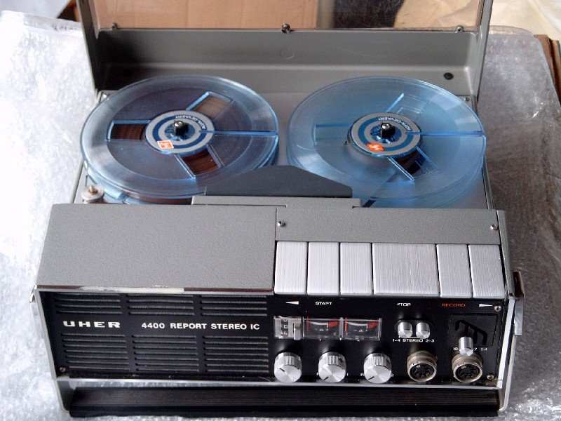 Uher Report 4400 Stereo IC Tonband und Kassettengeräte