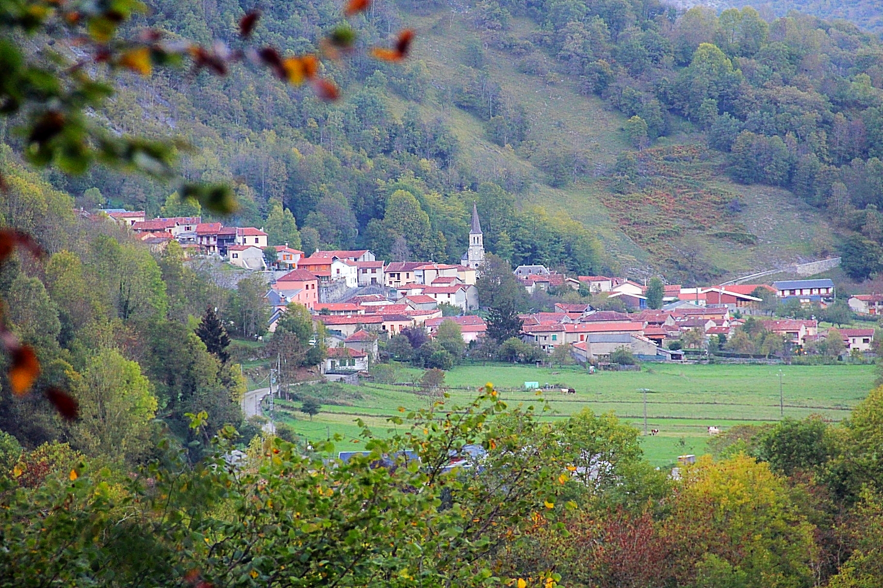 Sost depuis le lieu-dit Cap de la Lane, terminus de la route départementale 22.