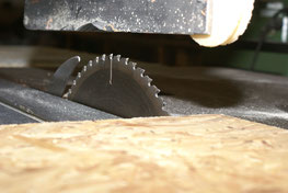 Creëer uw ideale badkamermeubel door er een op maat te laten maken.