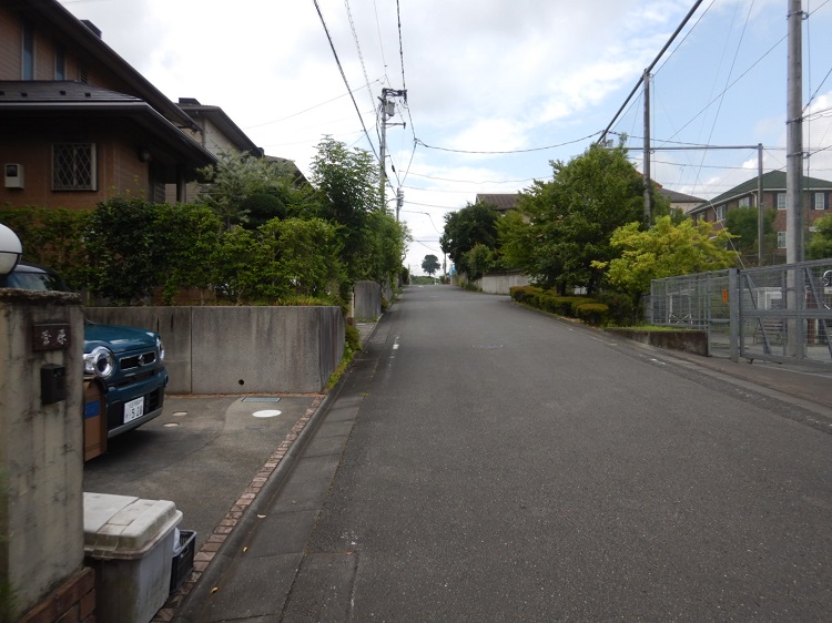 七国小学校裏から