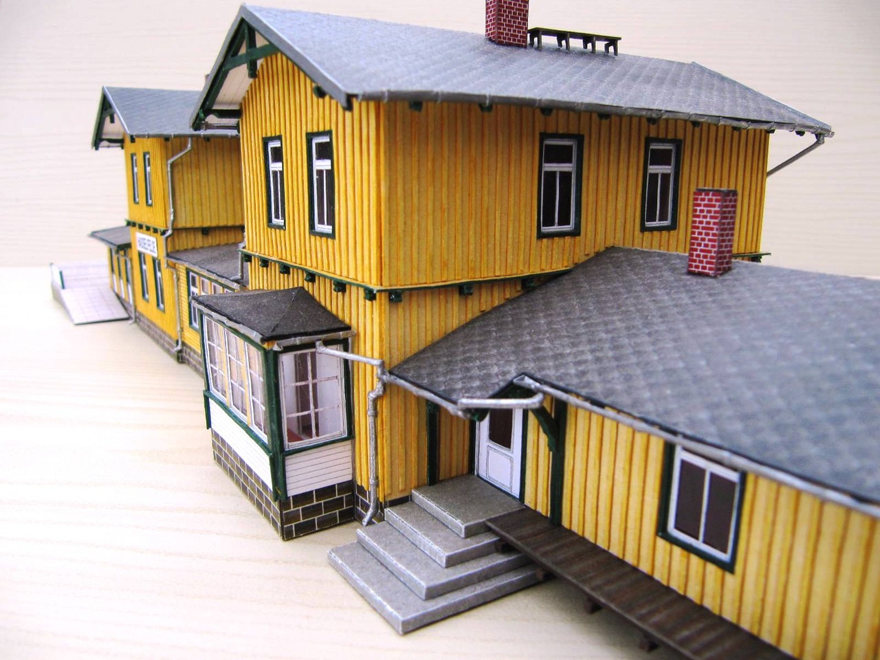 Makamo Modellbogendesign Walfried Fehse Eisenbahnarchitektur Aus Karton Makamo Modellbogen Walfried Fehse Pdf drive is your search engine for pdf files. makamo modellbogendesign walfried fehse