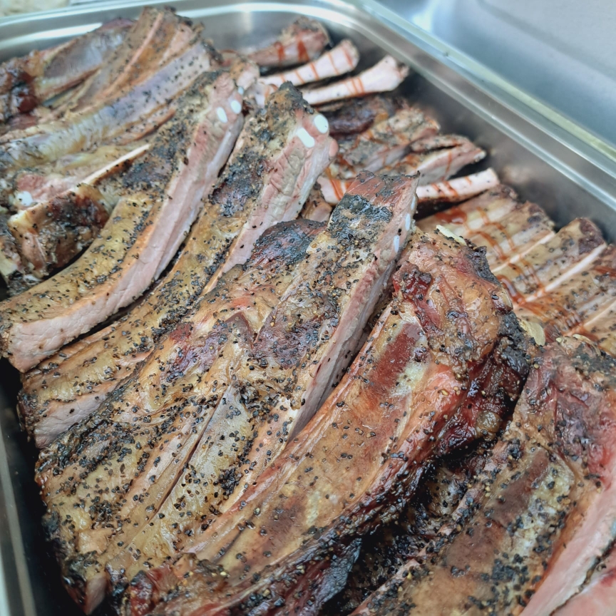 St. Luise Style Spare Ribs aufgeschnitten