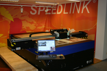 Plattendrucksystem mit Vacuumtisch