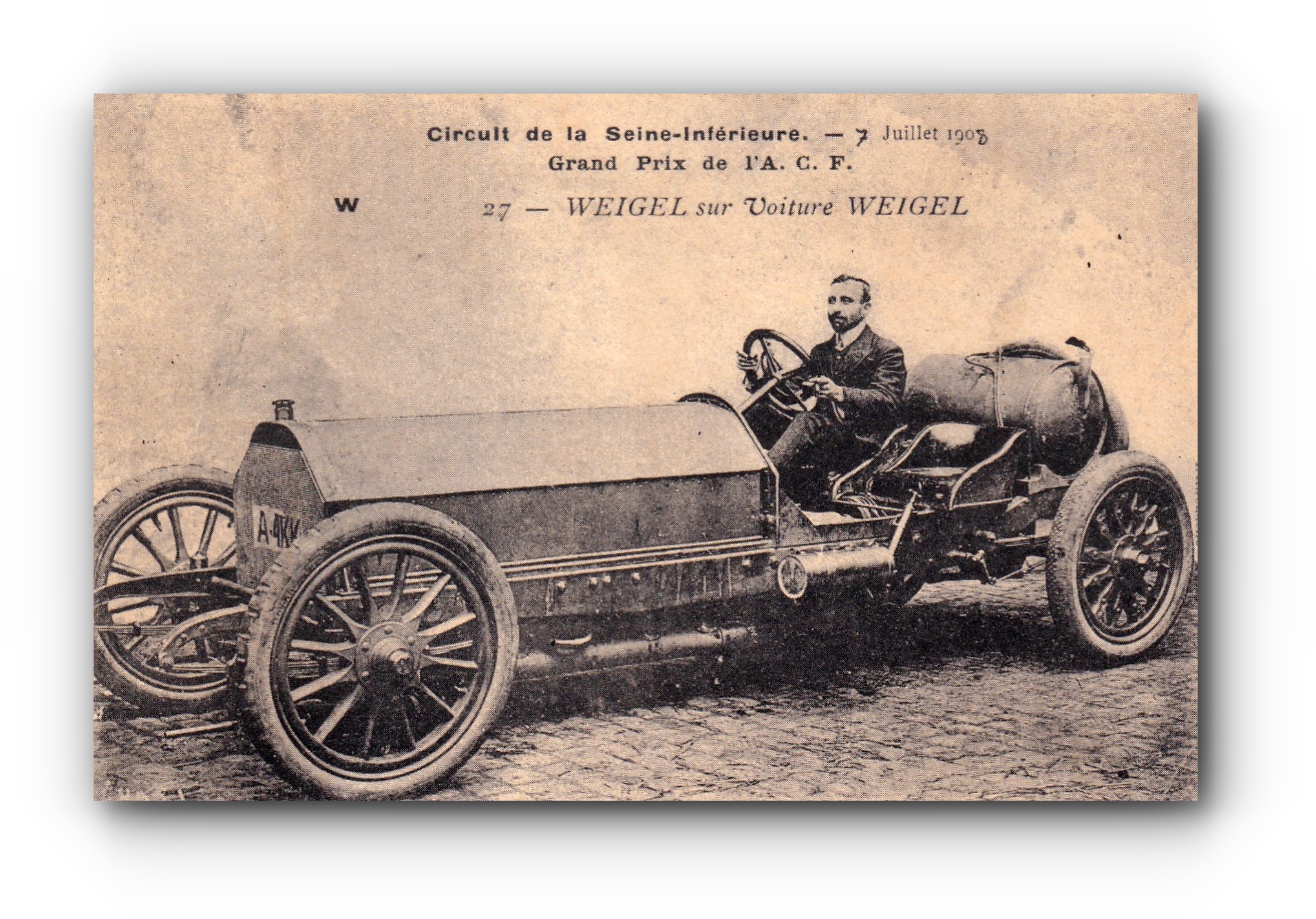 WEIGEL in einem Weigel Auto - 1908 - Weigel sur voiture Weigel - WEIGEL on Weigel car
