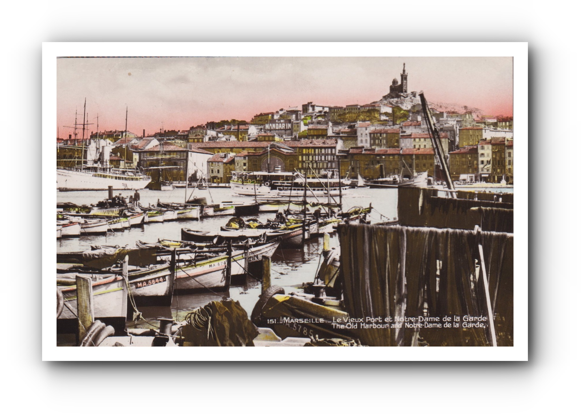 - Le Vieux Port et Notre - Dame de la Garde -