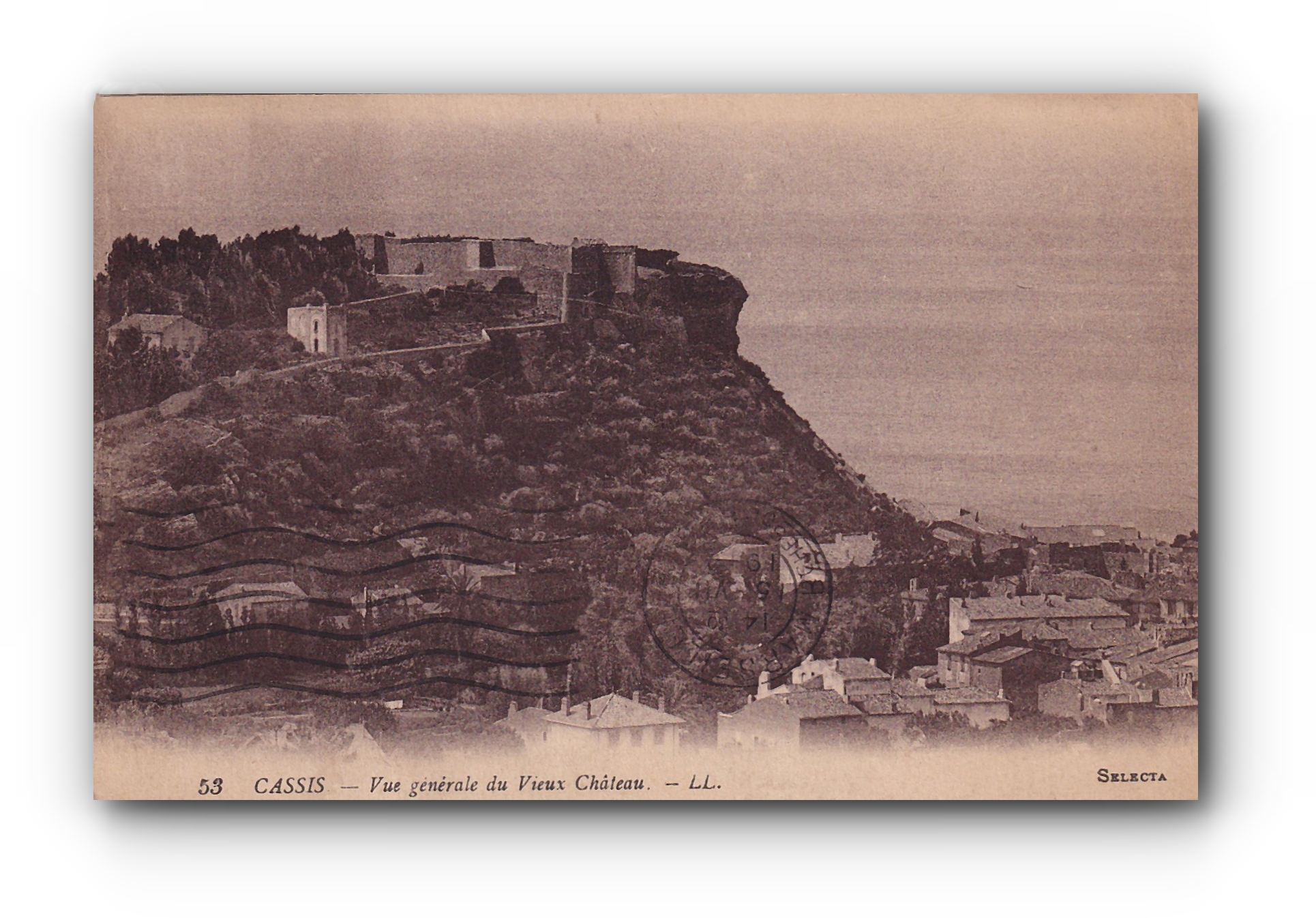 CASSIS - Vue générale du Vieux Château - 14.07.1919