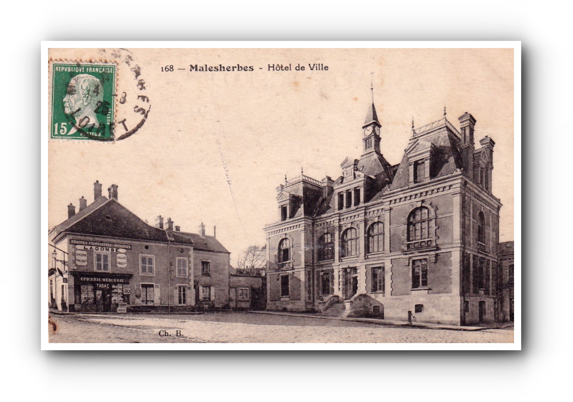 - Hôtel de Ville - MALESHERBES - 1925 -