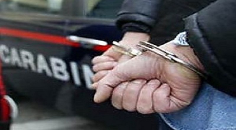 Spacca Tutto a Casa. Arrestato 24enne