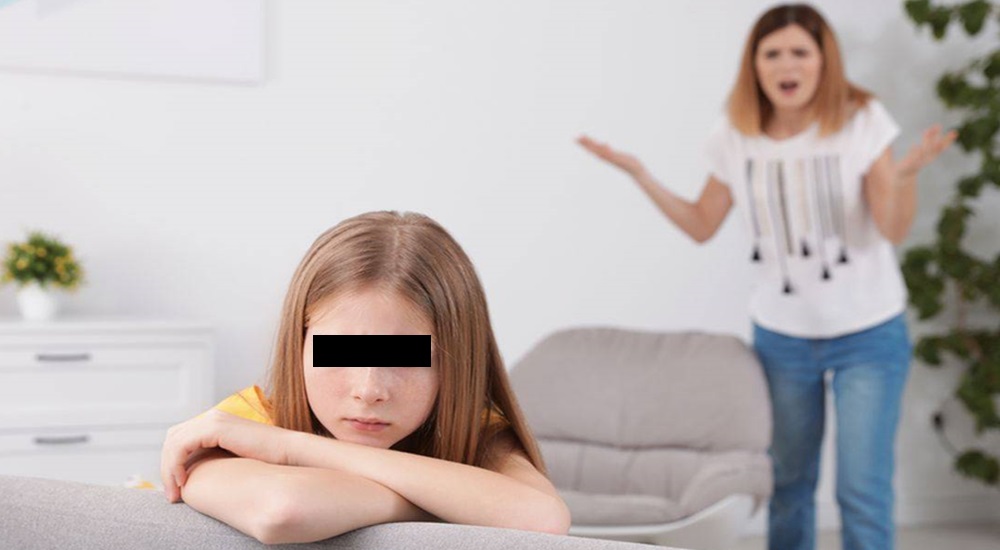 Scappa di Casa e Denuncia la Madre