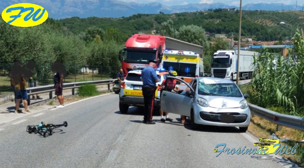 Ciclista Travolto da un'Auto. Muore in Ospedale