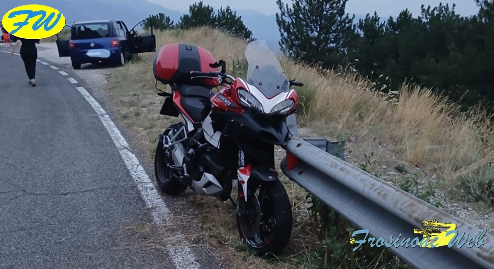 Scontro Tra Moto