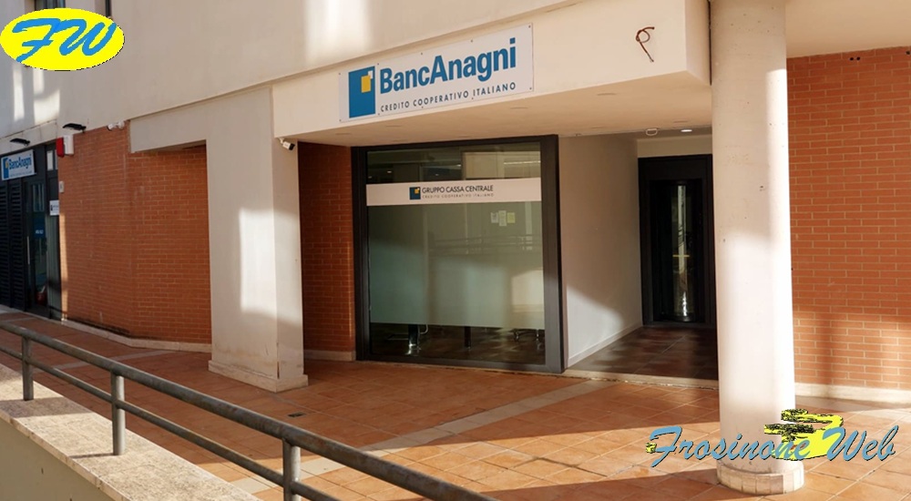 Rapina in Banca. Bottino Ingente