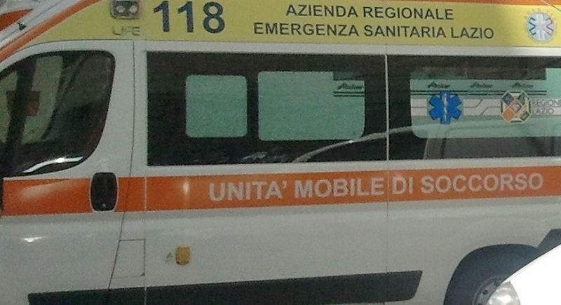 Cade dal Secondo Piano. Grave una Donna