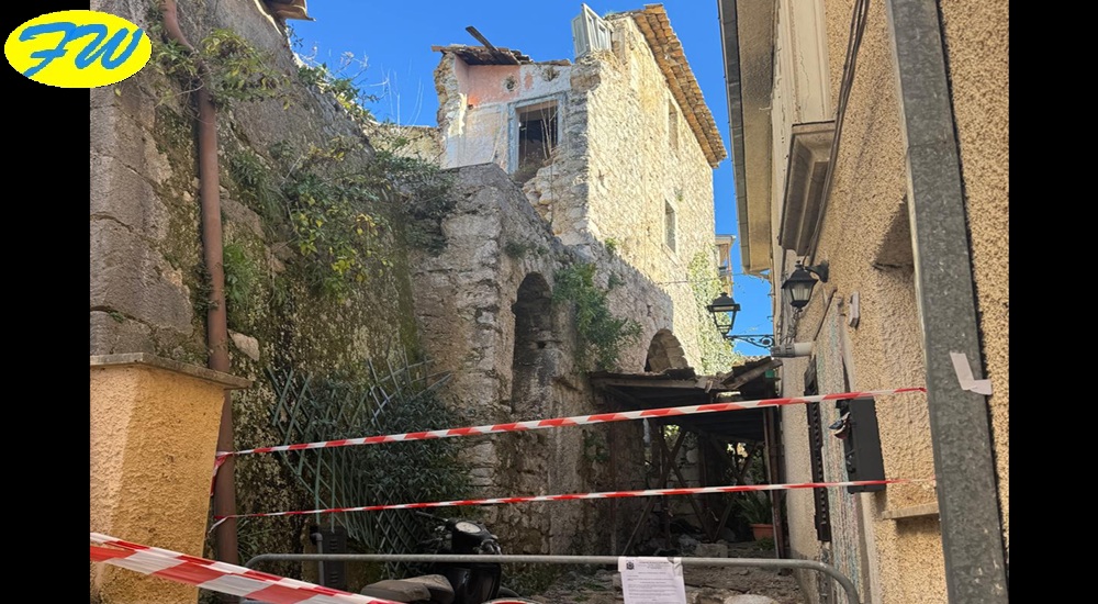 Crolla Parte di un Edificio. Sfiorata la Tragedia