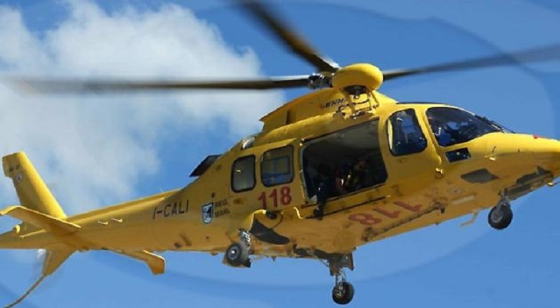 Anziano Cade da un Albero. Giovane Ciclista Investito da un'Auto Pirata