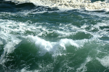 hohe Wellen am Diaz Point