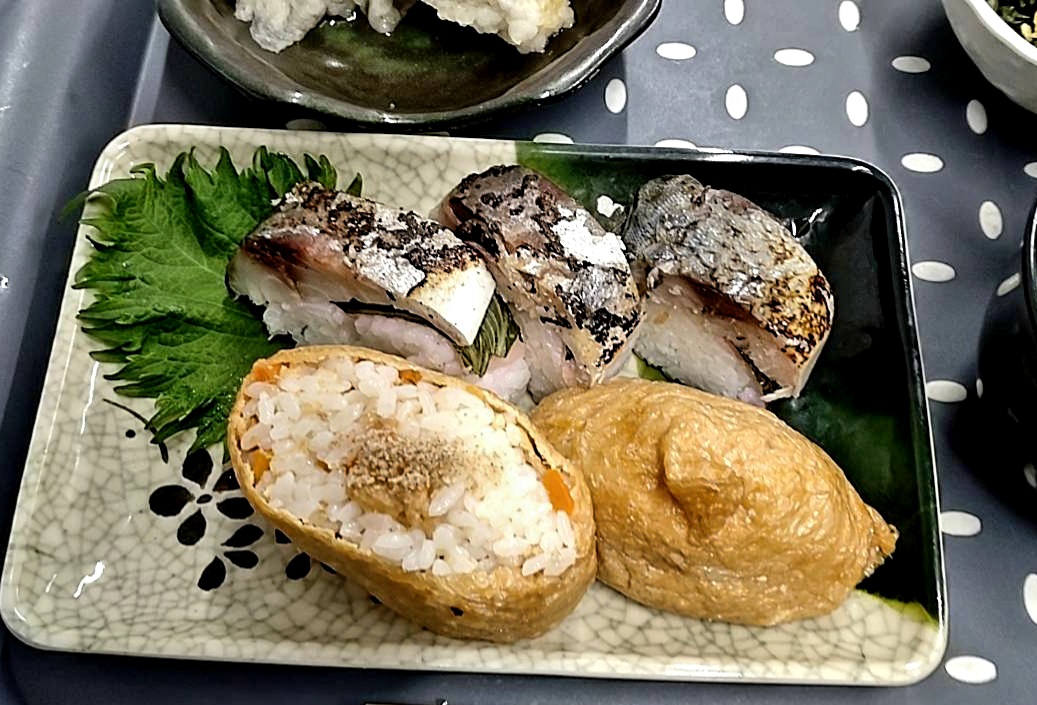 雛祭り焼鯖寿司