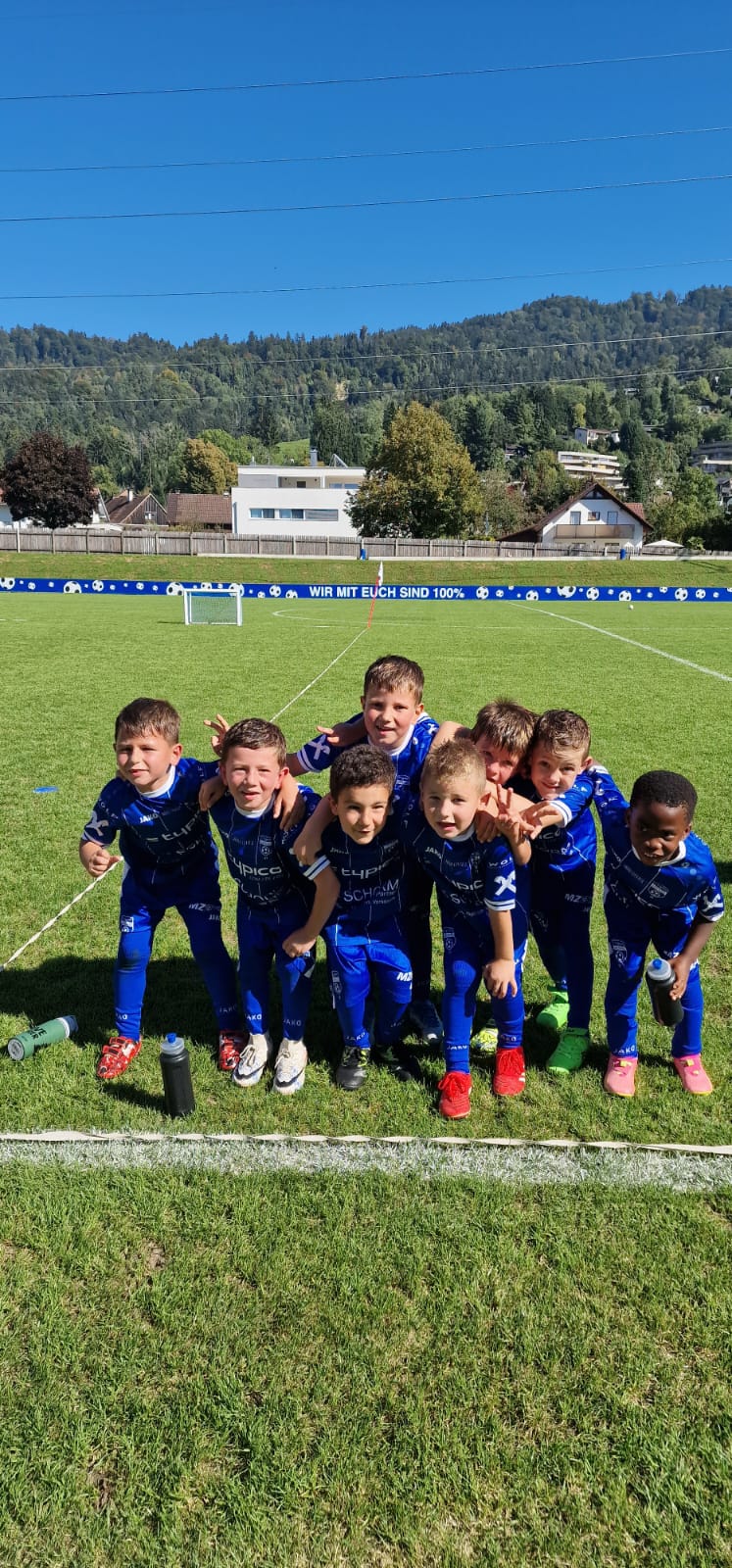 Unsere U8 beim Heimturnier im Stadion Hoferfeld