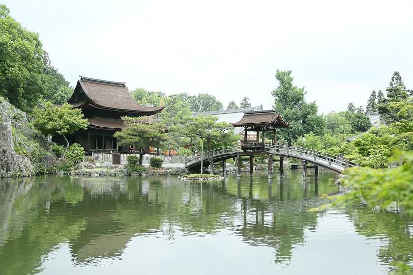 新緑の永保寺