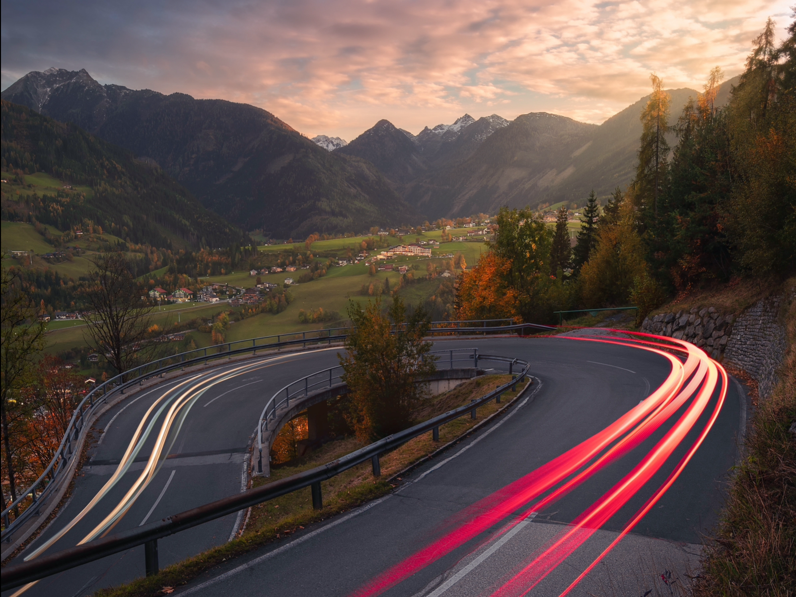 STORY HINTER DEM BILD-Speed Of Light