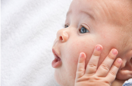 Apprendre à communiquer avec Bébé