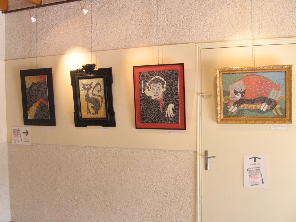 le mur d'Expo d'un jour, quelques pièces des ateliers Azulejos