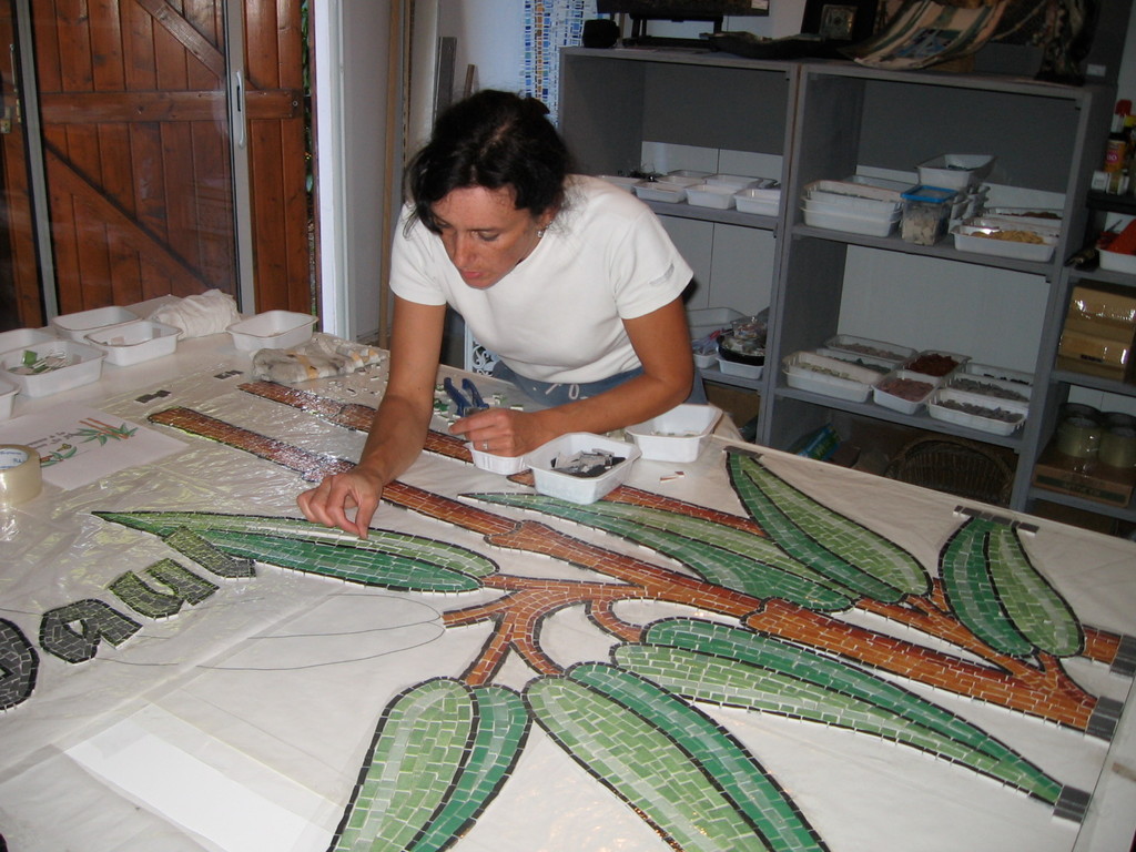 mosaïque: voila comment ça se passe, on pose les carreaux un a un... :-)))