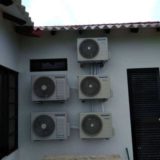 MANTENIMIENTO REPARACIÓN E INSTALACIÓN DE AIRES ACONDICIONADOS 