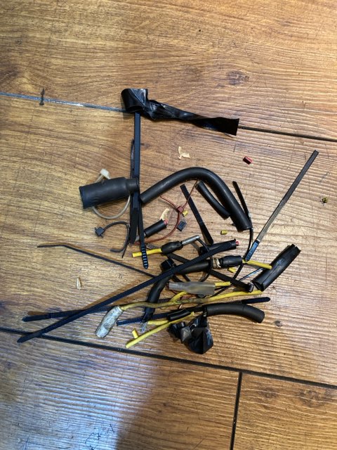 ドゥカティ　900SS　SHOWA　フォーク　オーバーホール　電装修理　