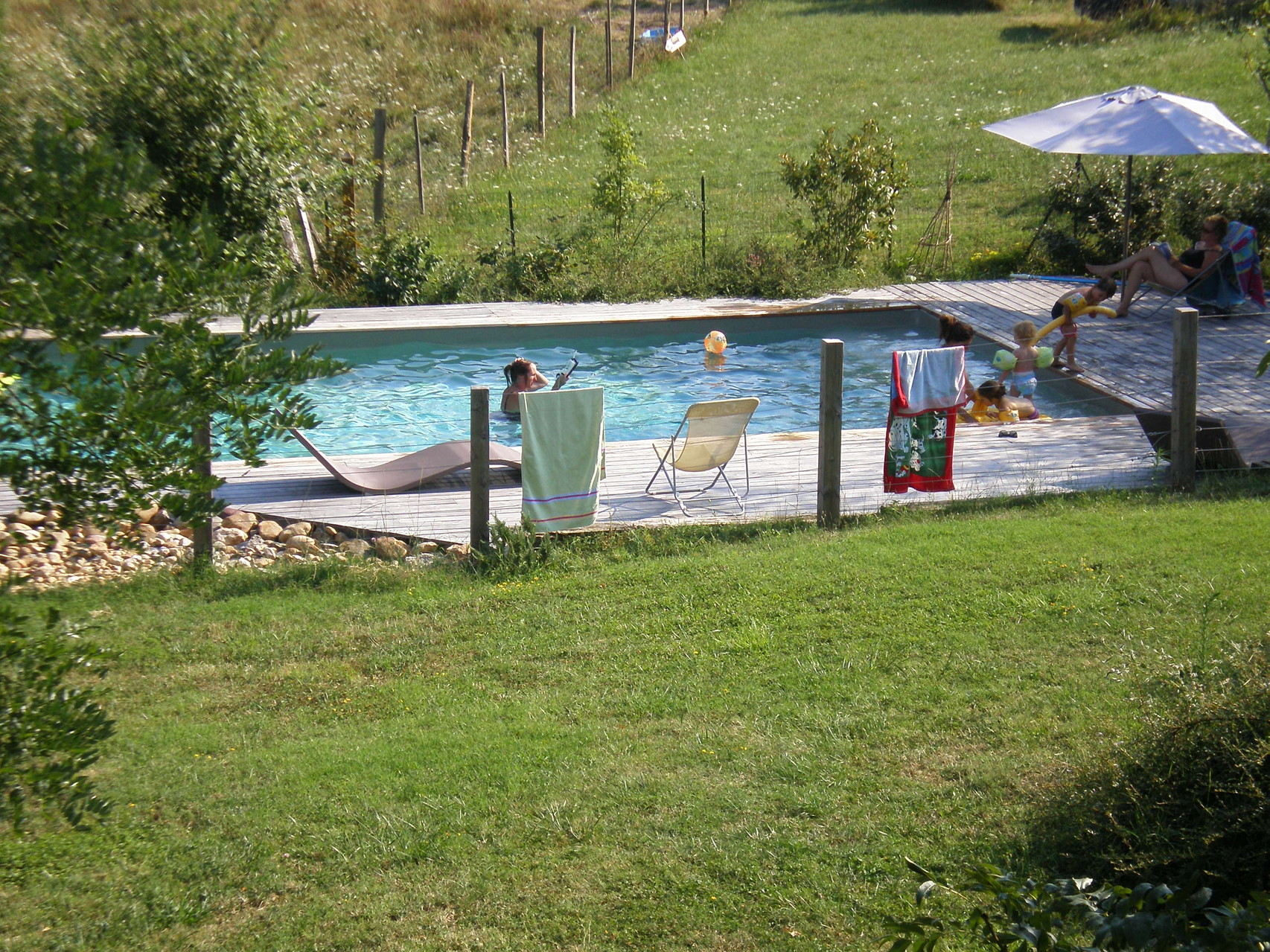  vacances en famille à la piscine