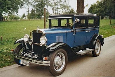 Chevrolet/Universal Sedan Serie AD, constructed in 1930, 3178 ccm, 6 cylinders - Germany