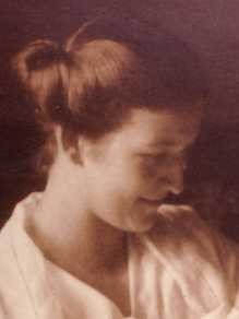 1922