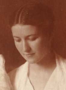 1922