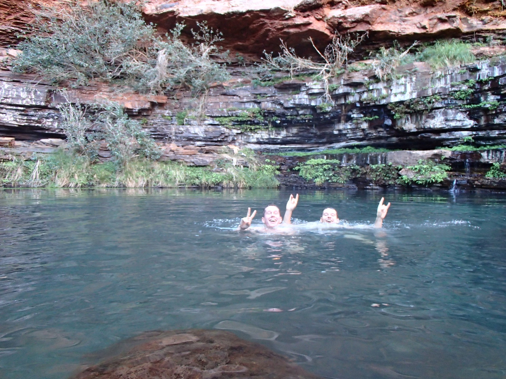 Ein Bad in der alten Stätte der Aborigines 