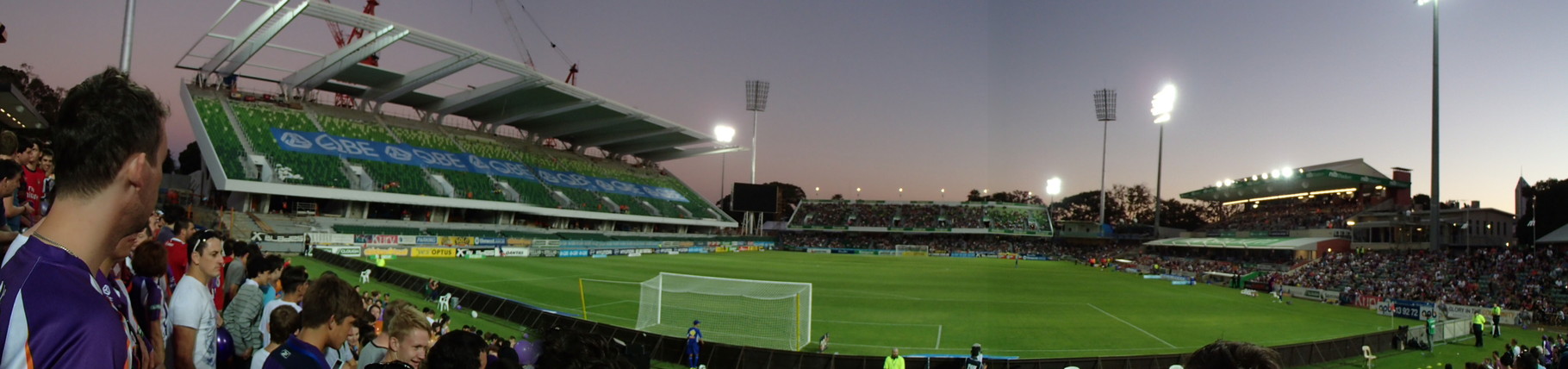Fußballspiel zwischen Perth Glory - Sydney FC