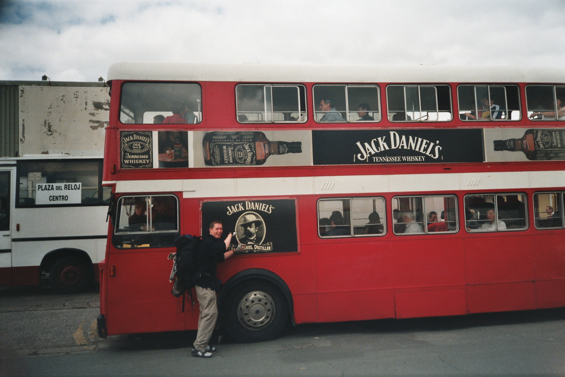 Gibraltar = Klein-England. Da durften die berühmten Busse nicht fehlen.
