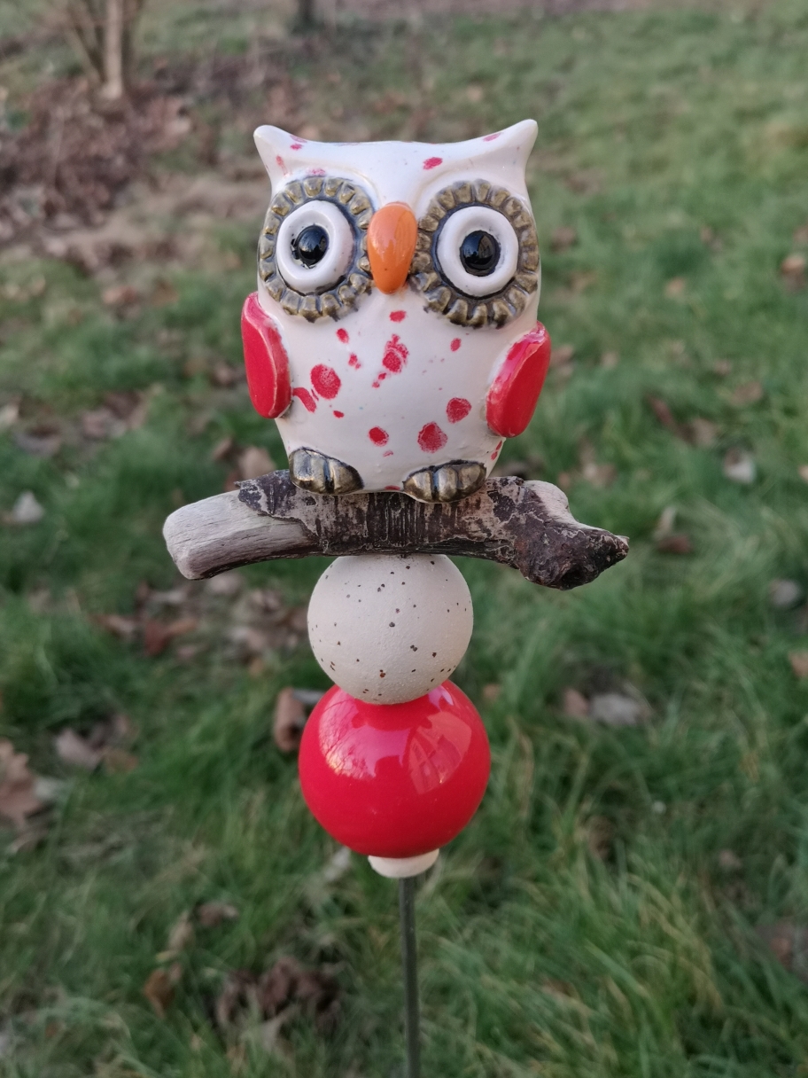 kleine Eulen Stele rot, 16cm hoch, Stab 65cm lang