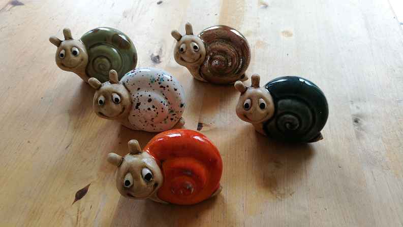 kleine Schnecken Keramik Ton Töpfern