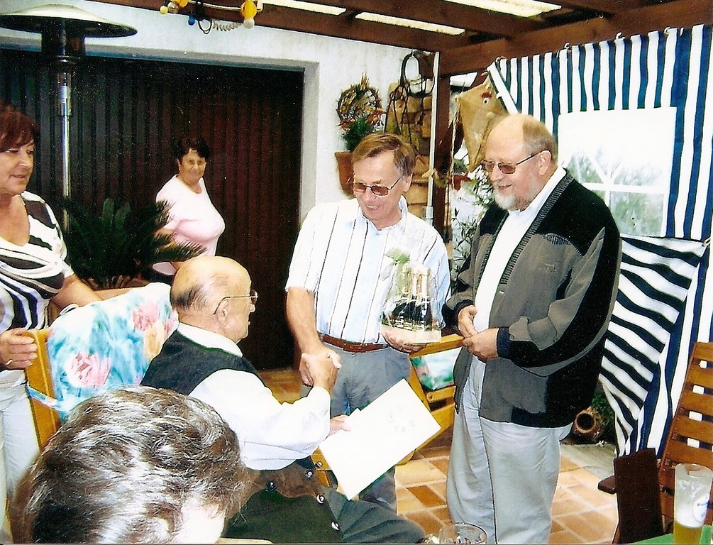 2004 - Gratulation zum 85. Geburtstag von KarlBayer