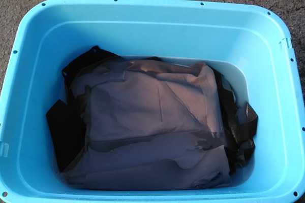 シートカバーの付け置き洗い｜車内の特殊クリーニング【カーフレッシュ新潟】