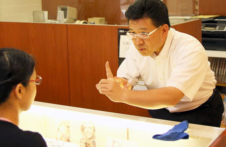 視力検査 めがね 眼鏡 メガネ 恵那市 明智町 眼鏡屋 眼鏡店 遠近両用 レンズ交換 フレーム交換 修理 瑞浪 中津川 串原 岩村 山岡 武並  上矢作町 安心 安全 おすすめ 人気 安い 格安 奥田誠 岐阜県眼科医会指定店 老眼 近視 白内障 視力検査 視力矯正 視力障害  オンライン相談 保険適用 眼鏡のオクダ 認定眼鏡士 スマホ老眼 豊田 土岐 補装具 ロービジョン 運転免許更新  国産 鯖江 手術後 眼病 まぶしさ くもり 出張販売 出張検査 コスパ良い サングラス カラーレンズ 乱視