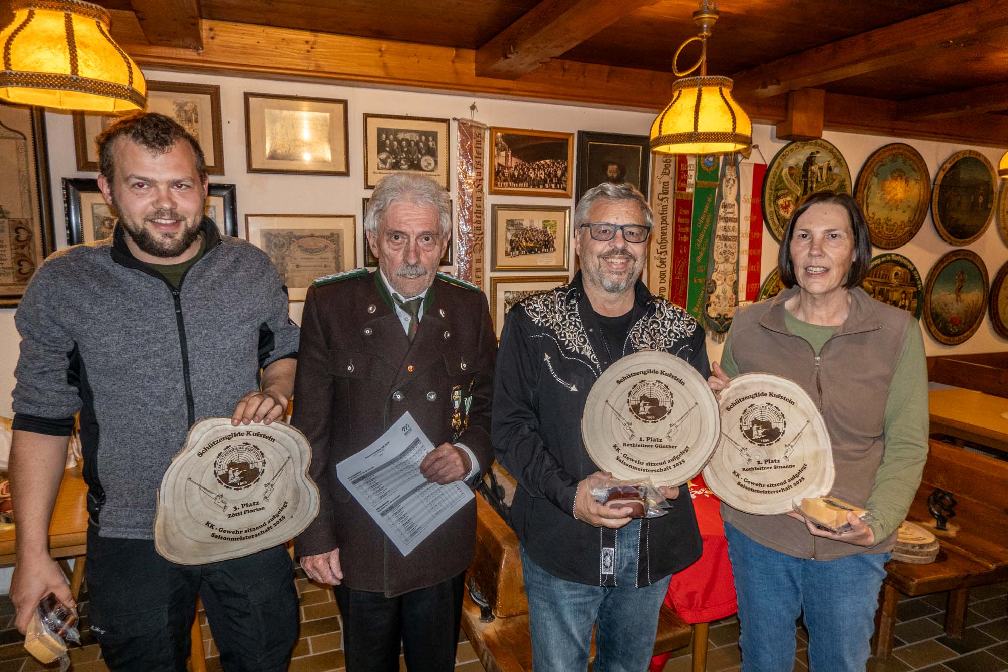 KK sitzend aufgelegt - 3. Flo Zöttl, OSM Pepi Daxerer, 1. Günther Rotleitner, 2. Susi Rotleitner