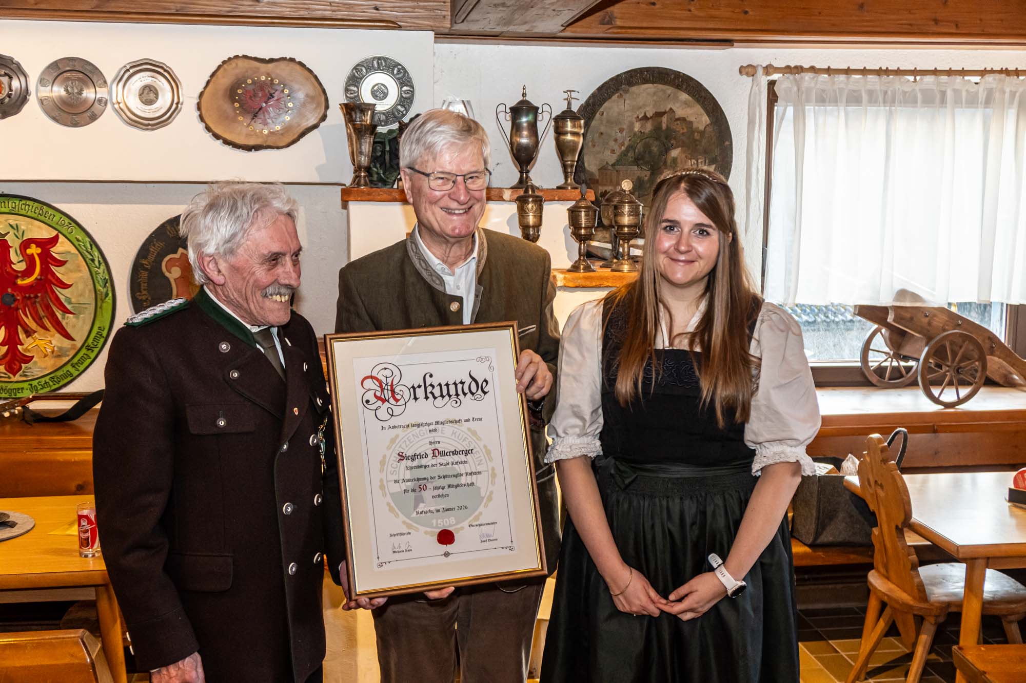 OSM Pepi Daxerer, Dr. Siegfried Dillersberger, Ehrenbürger der Stadt Kufstein, 50 jährige Mitgliedschaft, Schriftführerin Michaela Kuen