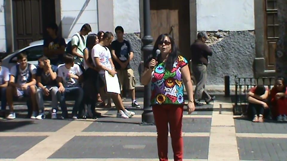 Como invitada para contar un cuento relacionado con la campaña 2013 de la SAME, convocada,organizada y llevada a cabo por la ONG Entreculturas Canarias- "Sin maestros no hay escuelas"- Pon tu profe en el mapa. 