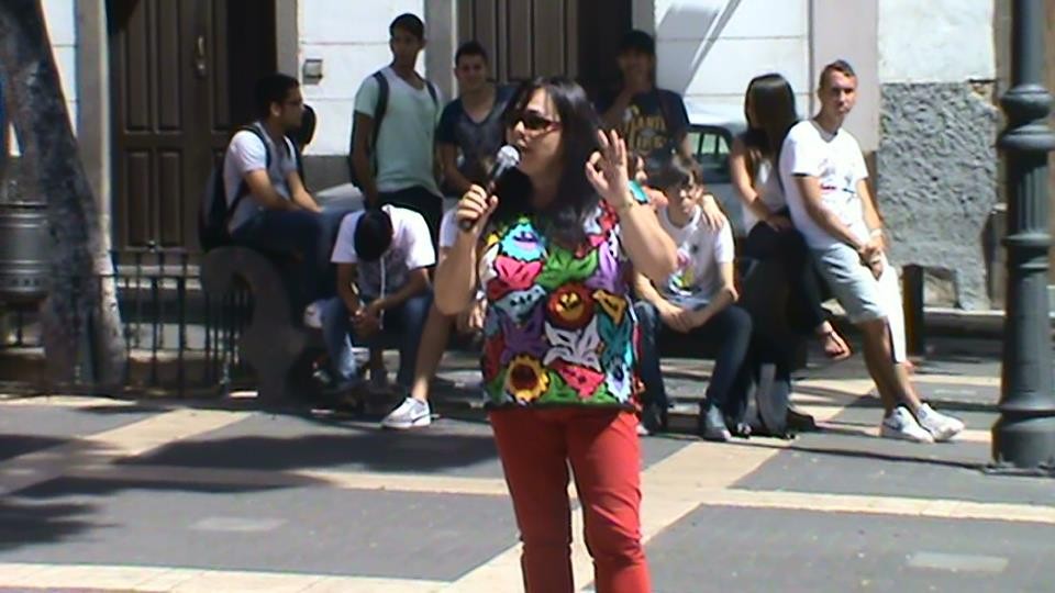 Como invitada para contar un cuento relacionado con la campaña 2013 de la SAME, convocada,organizada y llevada a cabo por la ONG Entreculturas Canarias- "Sin maestros no hay escuelas"- Pon tu profe en el mapa. 