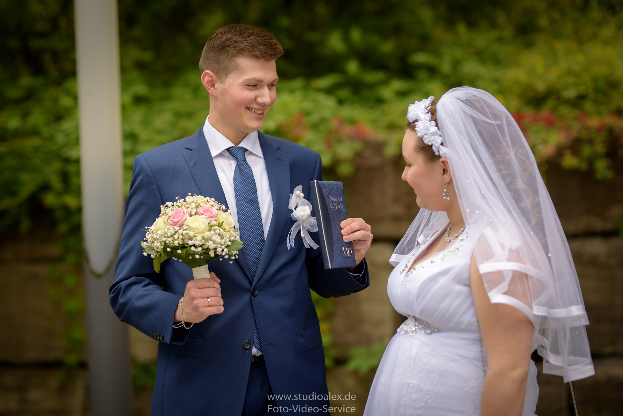 HOCHZEITSFOTOGRAF IN SCHWANDORF SPITALKIRCHE