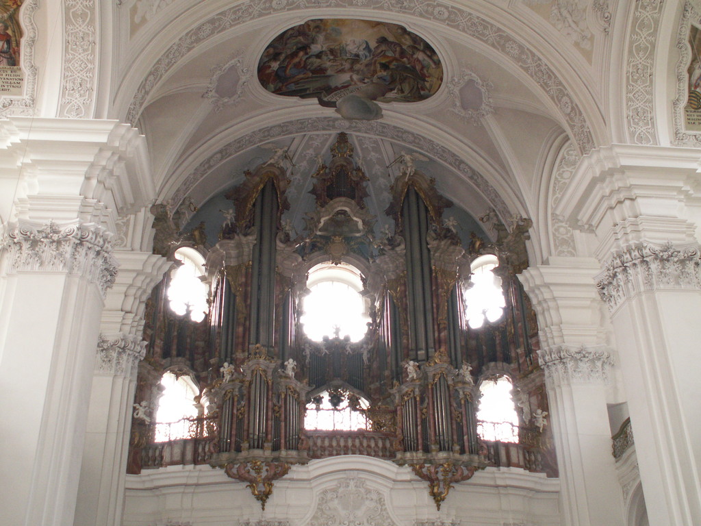 berühmte Gabler-Orgel in der ehemaligen Klosterkirche Weingarten